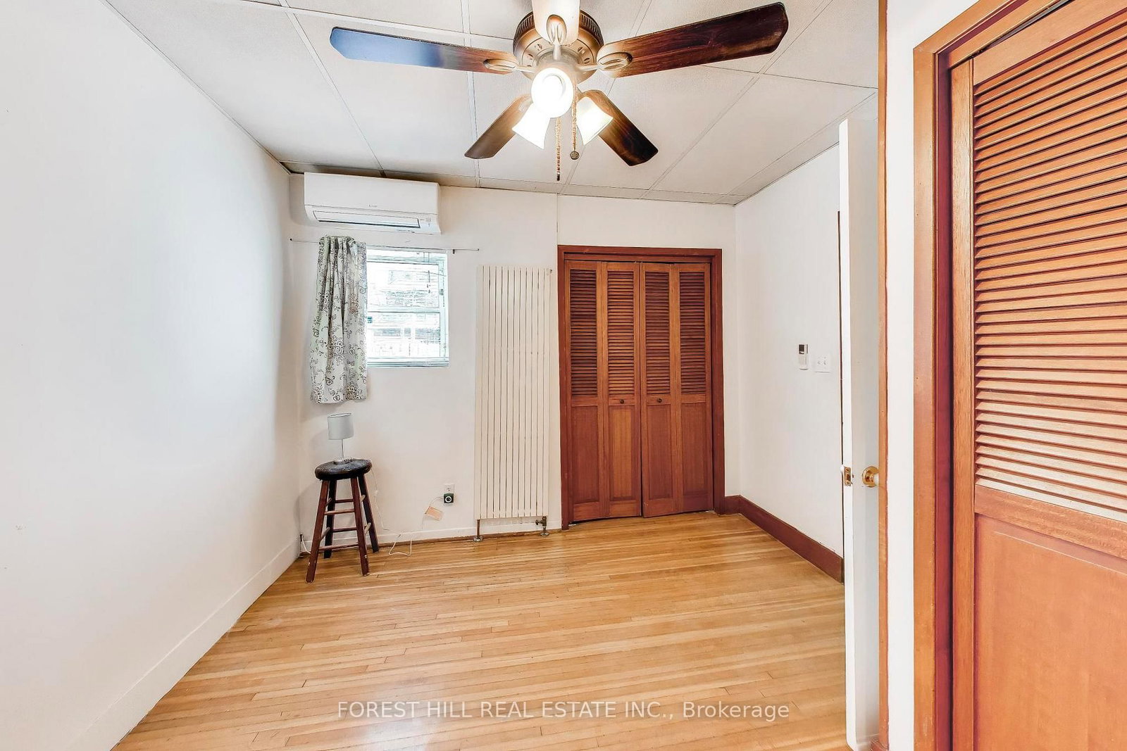 Detached House for sale at 30 Robert Street, Toronto, Ontario, M5S 2K3 - University - MLS: C12981486