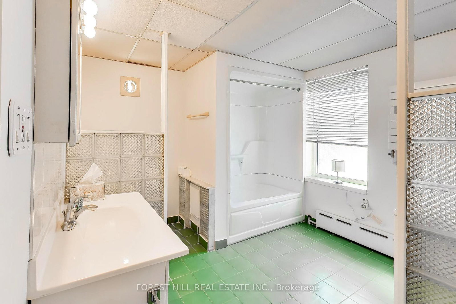 Detached House for sale at 30 Robert Street, Toronto, Ontario, M5S 2K3 - University - MLS: C12981486