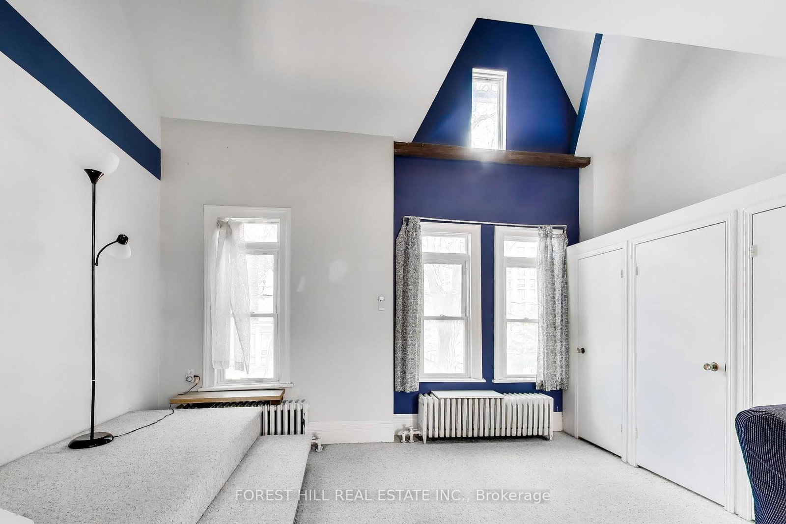 Detached House for sale at 30 Robert Street, Toronto, Ontario, M5S 2K3 - University - MLS: C12981486