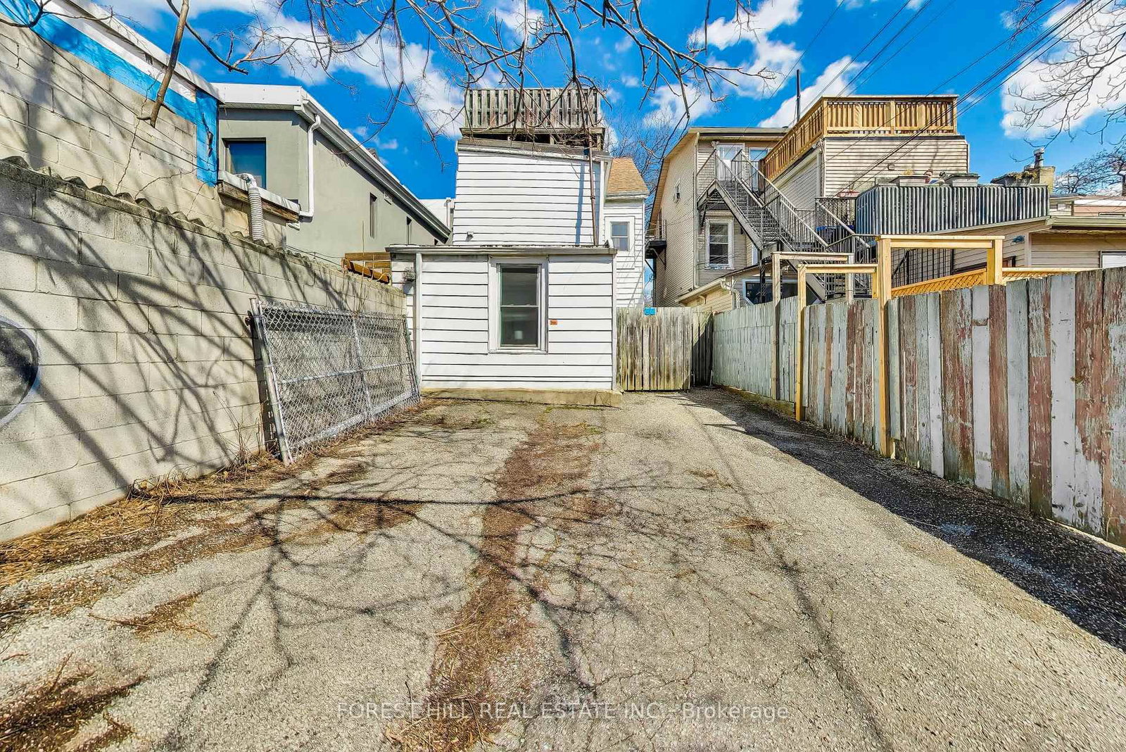 Detached House for sale at 30 Robert Street, Toronto, Ontario, M5S 2K3 - University - MLS: C12981486