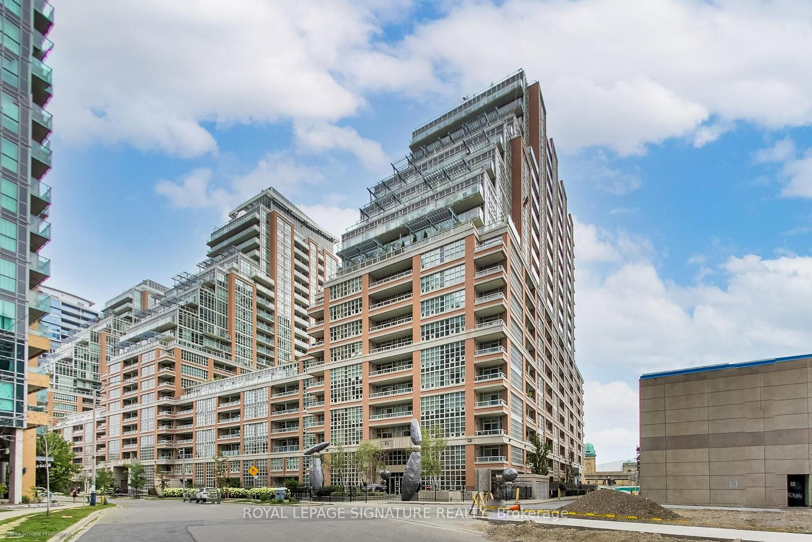 Condo for sale at 701-85 East Liberty Street, Toronto, Ontario, M6K 3R4 - Niagara - MLS: C12981512