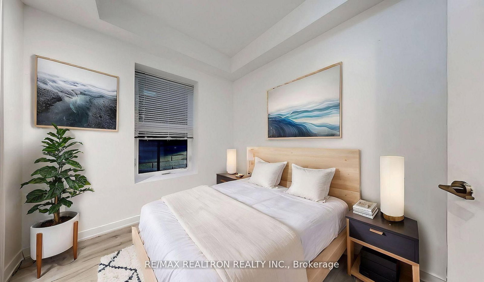 260 Finch Ave E Avenue, Unit TH 1 - Photo 13