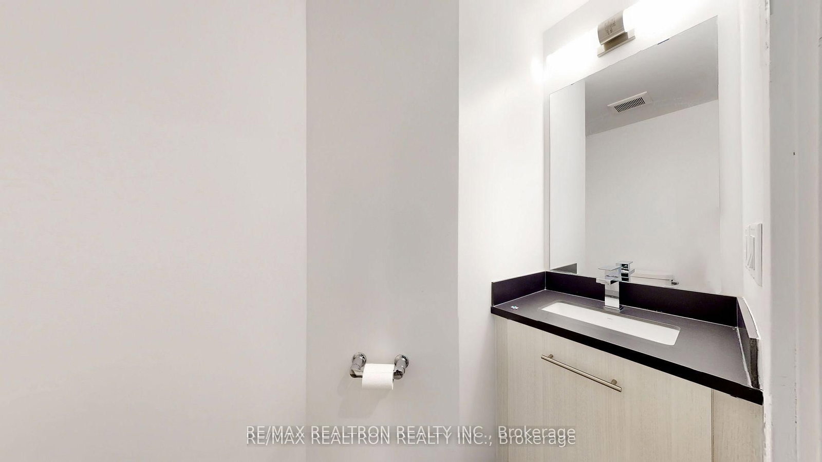 260 Finch Ave E Avenue, Unit TH 1 - Photo 30