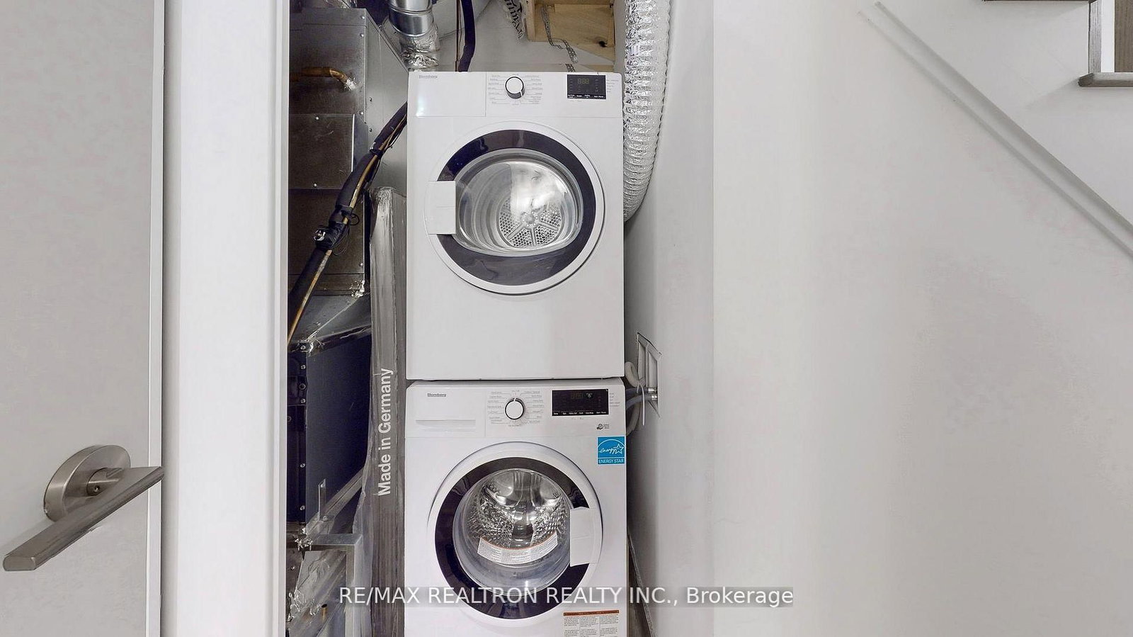 260 Finch Ave E Avenue, Unit TH 1 - Photo 33