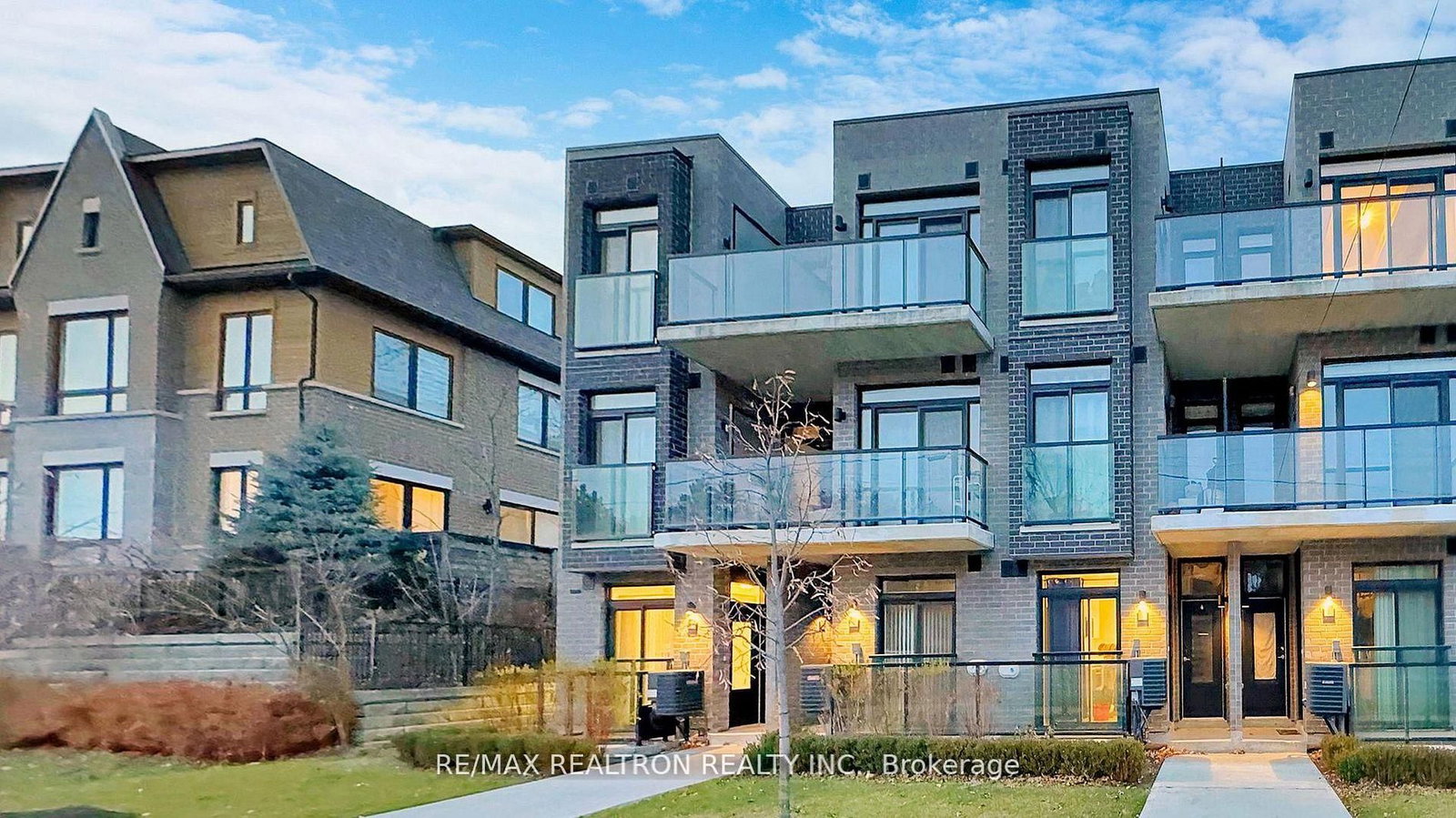 260 Finch Ave E Avenue, Unit TH 1 - Photo 35