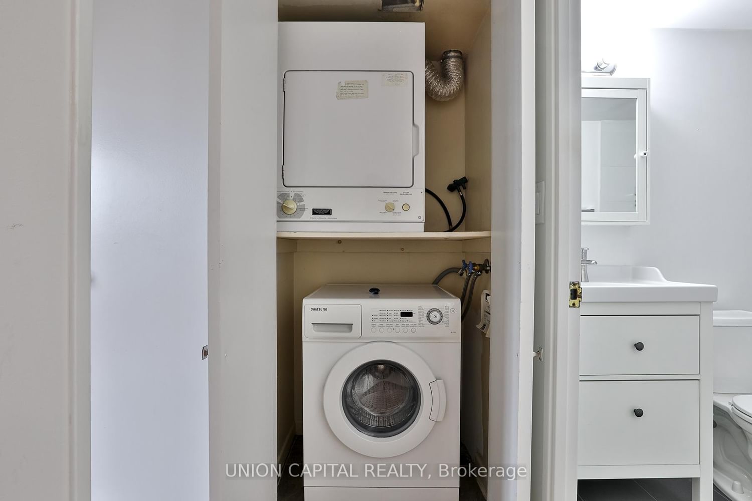 44 St Joseph Street, Unit 517 - Photo 18