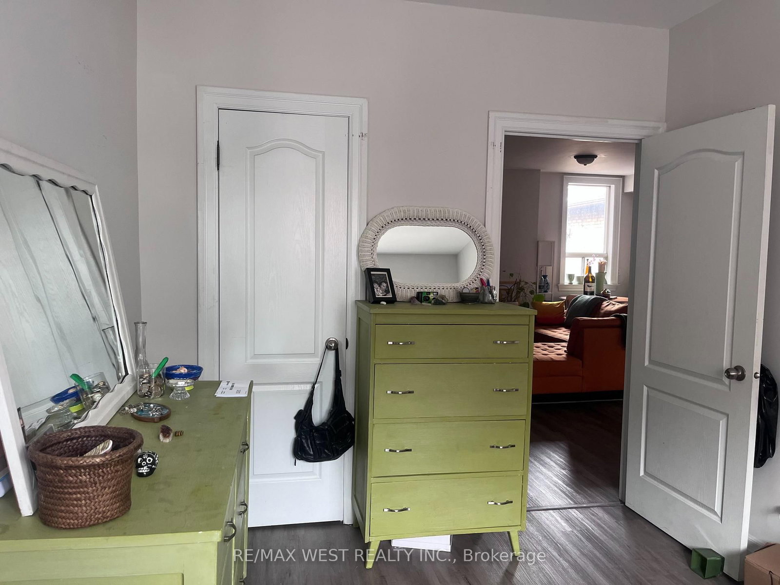 926 College Street, Unit Front U - Photo 9