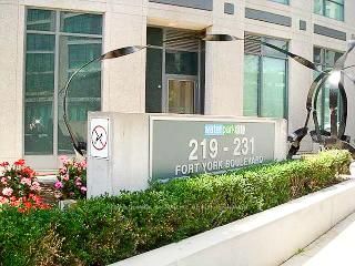 219 Fort York Boulevard, Unit 401 - Photo 2
