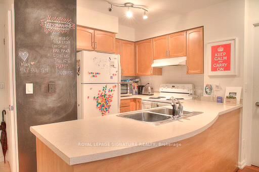 401 - 219 Fort York Boulevard