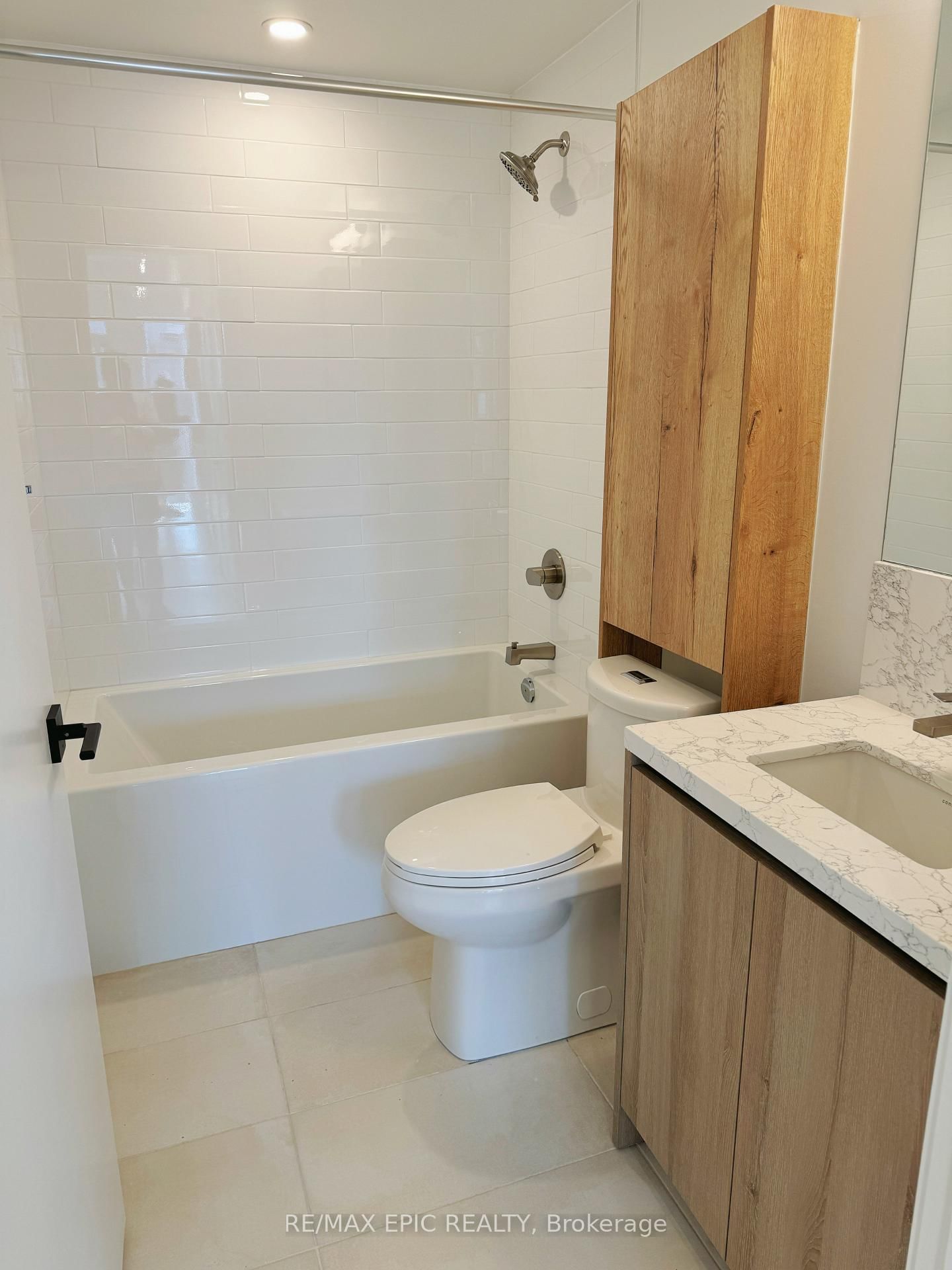 319 Jarvis Street, Unit 905 - Photo 4