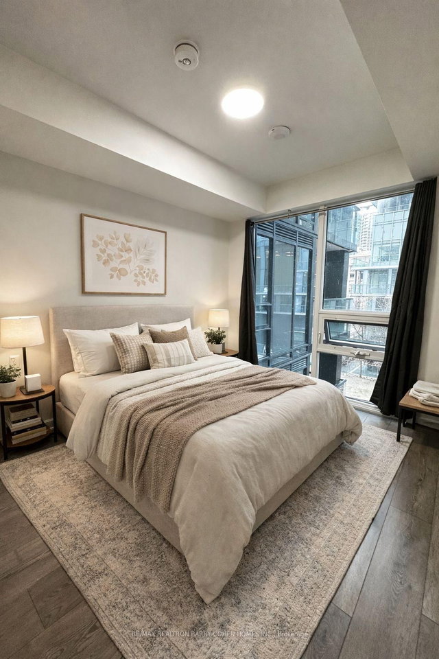 421 - 117 Broadway Avenue