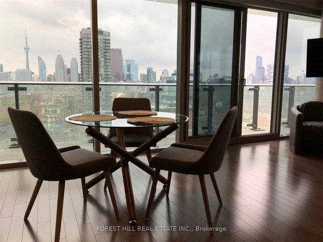 1702 - 390 Cherry Street