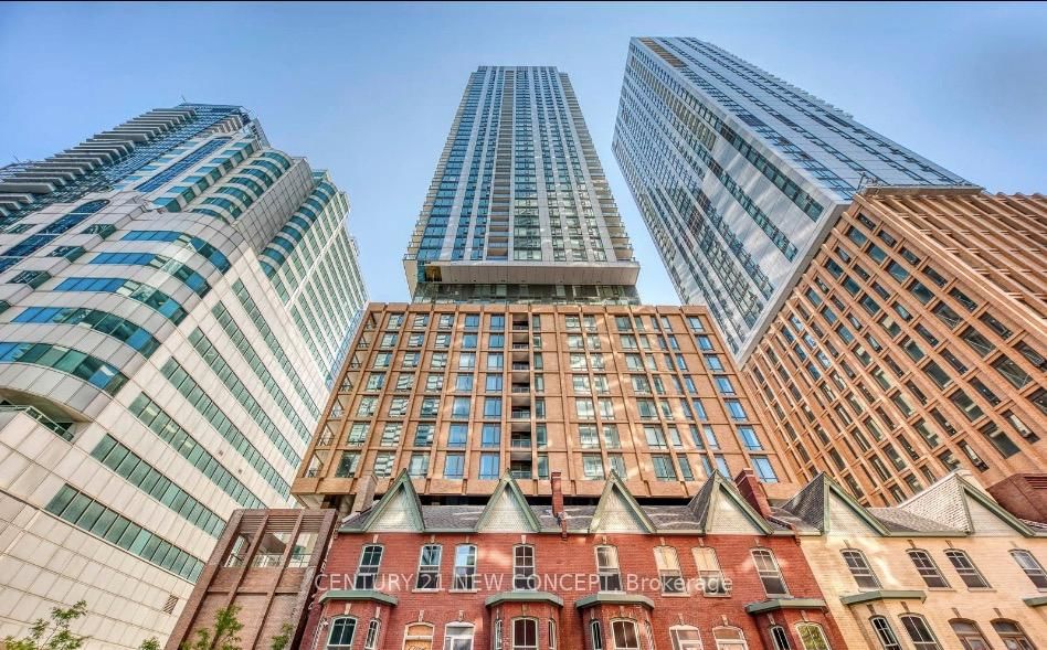 8 Widmer Street, Unit 606