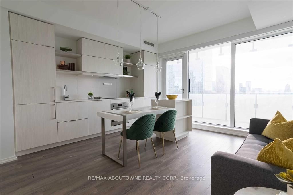 197 Yonge Street, Unit 1811 - Photo 14