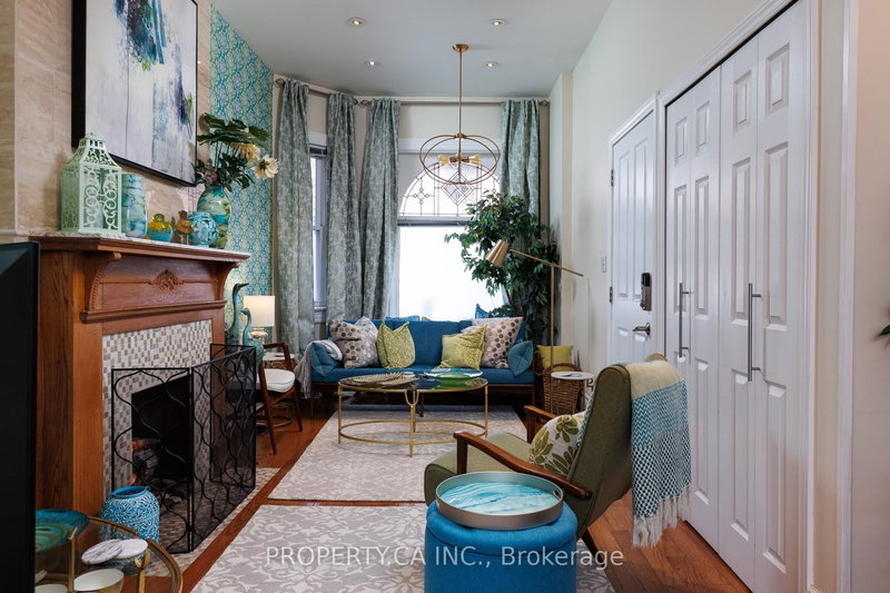 235 Markham St, Toronto, M6J 2G7 | Image 2