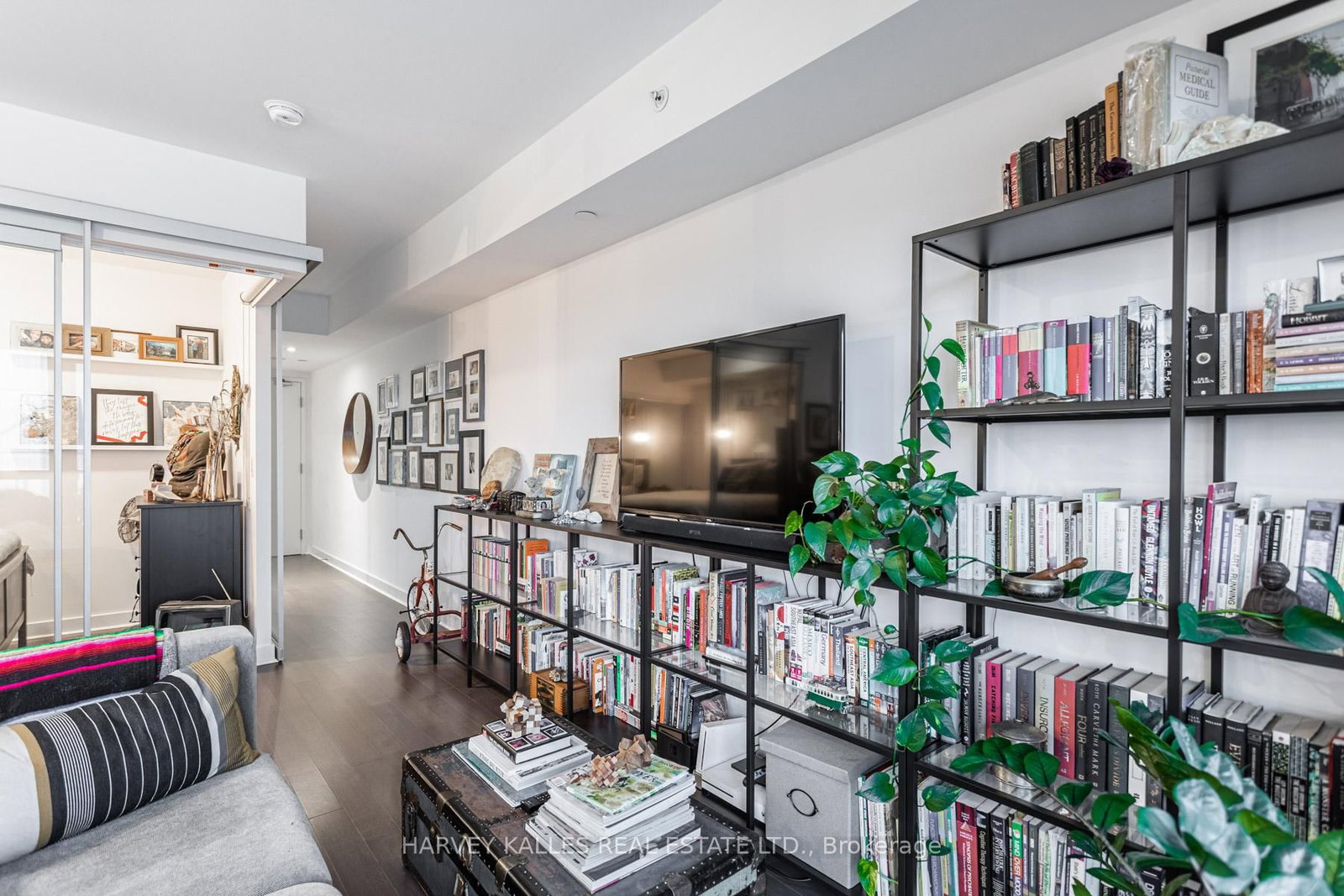 58 Orchard View Boulevard, Unit 1209 - Photo 8