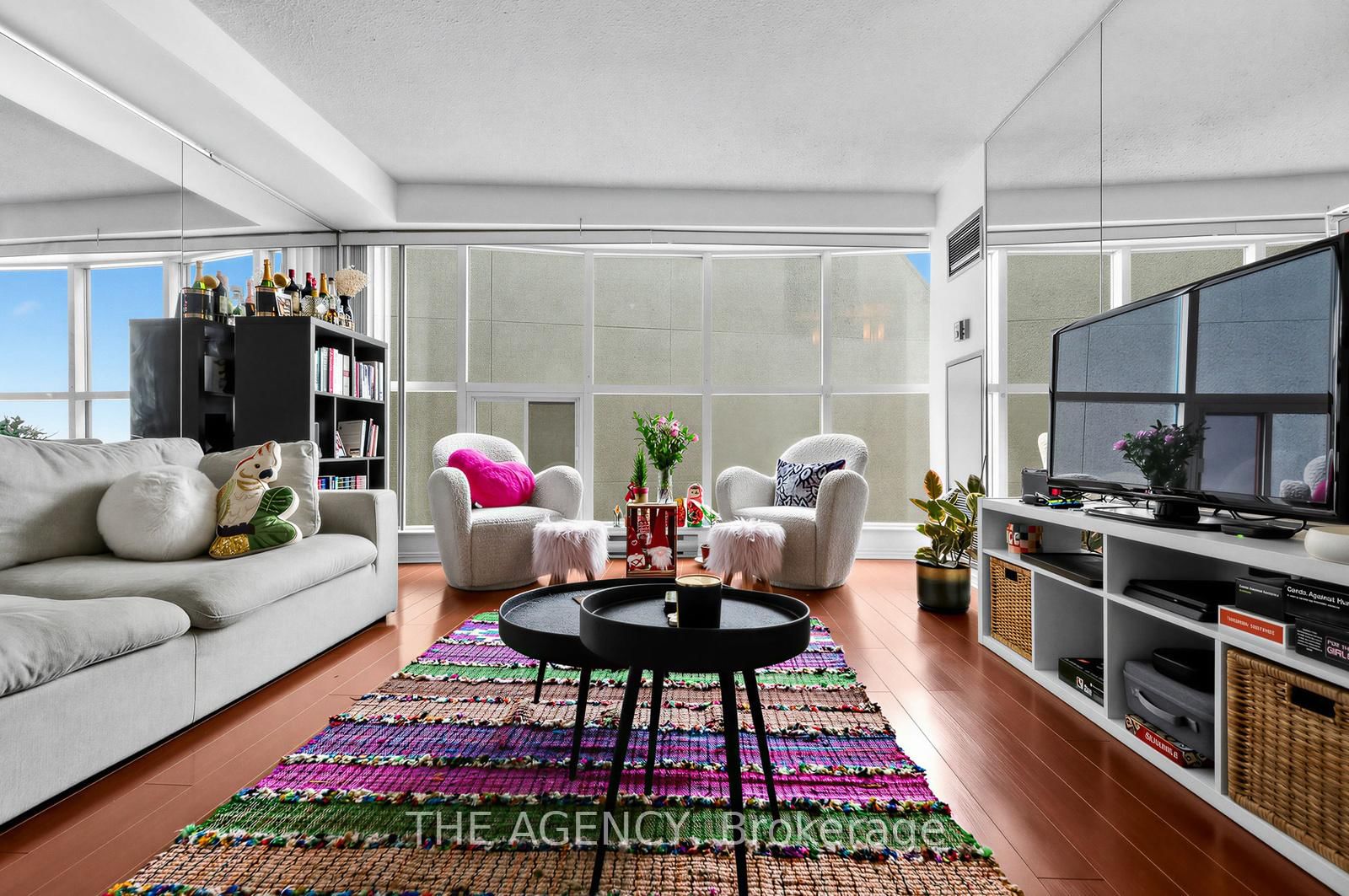 99 Harbour Square, Unit 606 - Photo 18