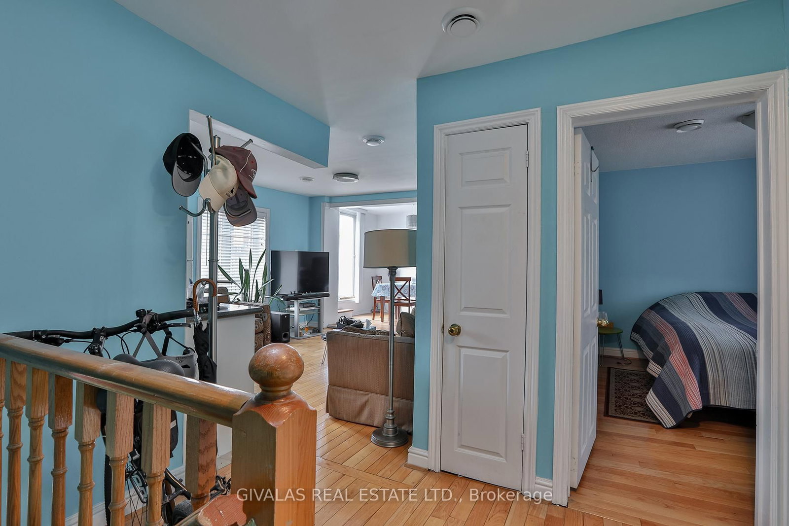 174 Eglinton Avenue W - Photo 32