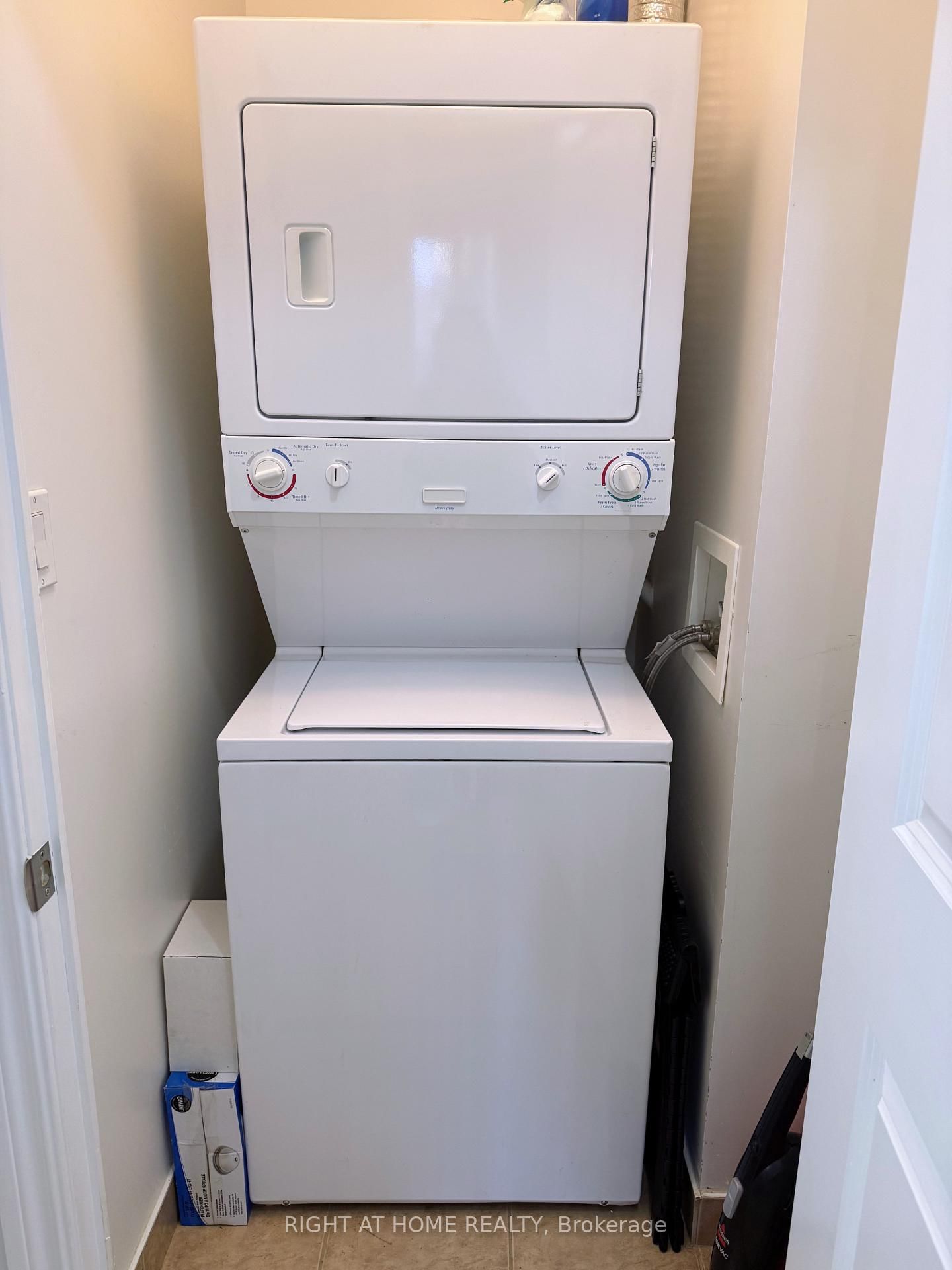 135 Wynford Drive, Unit 209 - Photo 9