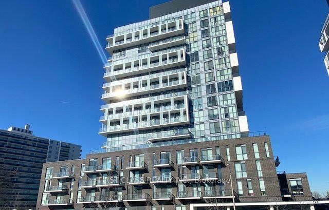 806 - 128 Fairview Mall Drive