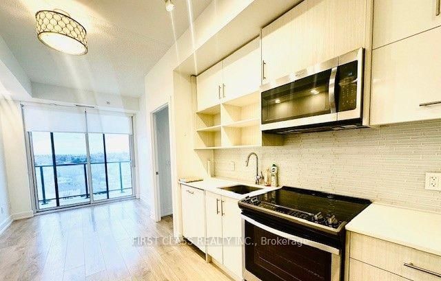 128 Fairview Mall Drive, Unit 806 - Photo 11