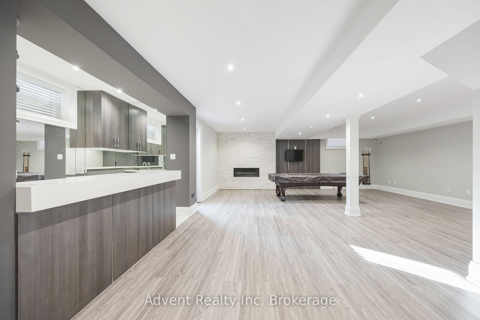 141 Connaught Avenue - Photo 45