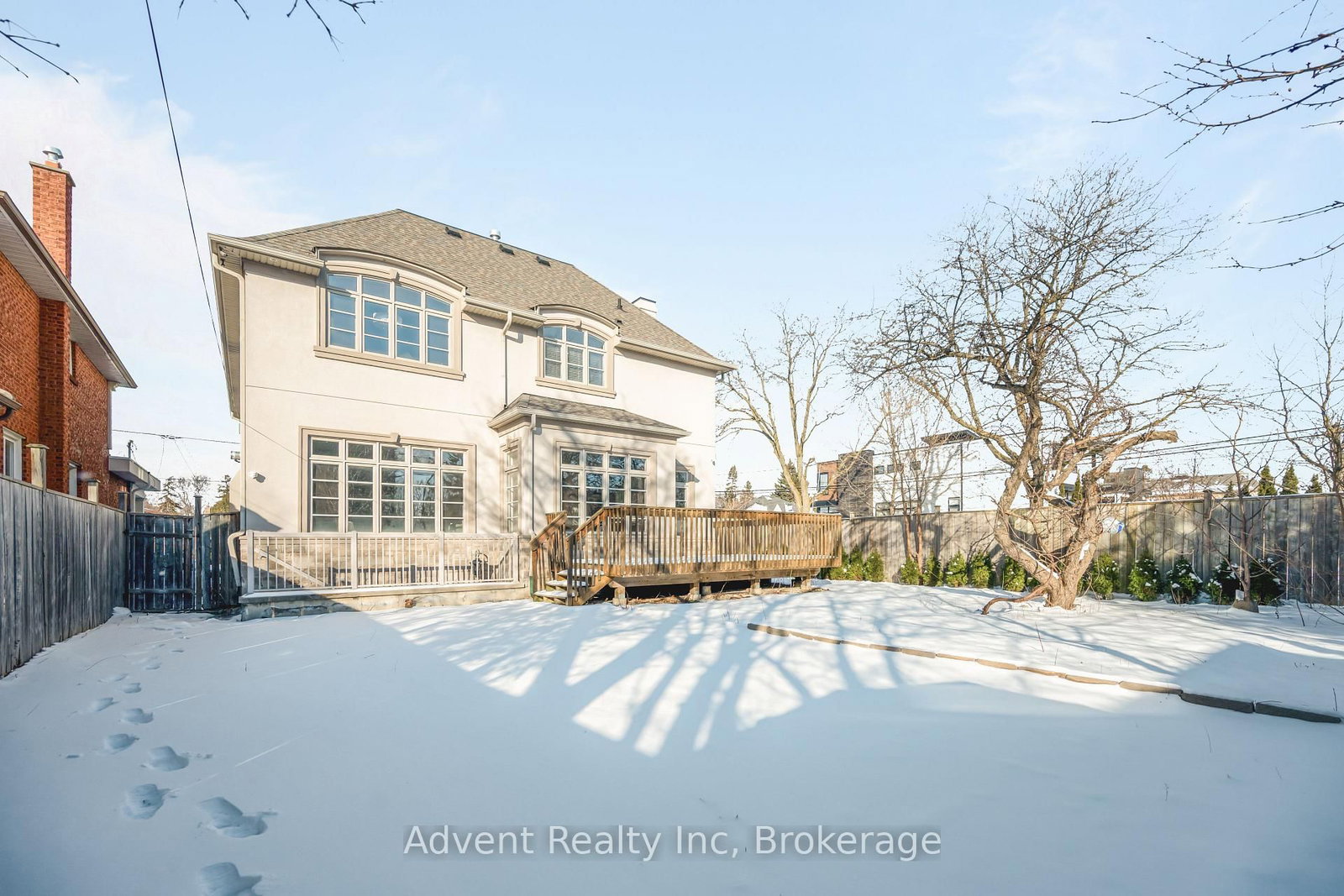 141 Connaught Avenue - Photo 48