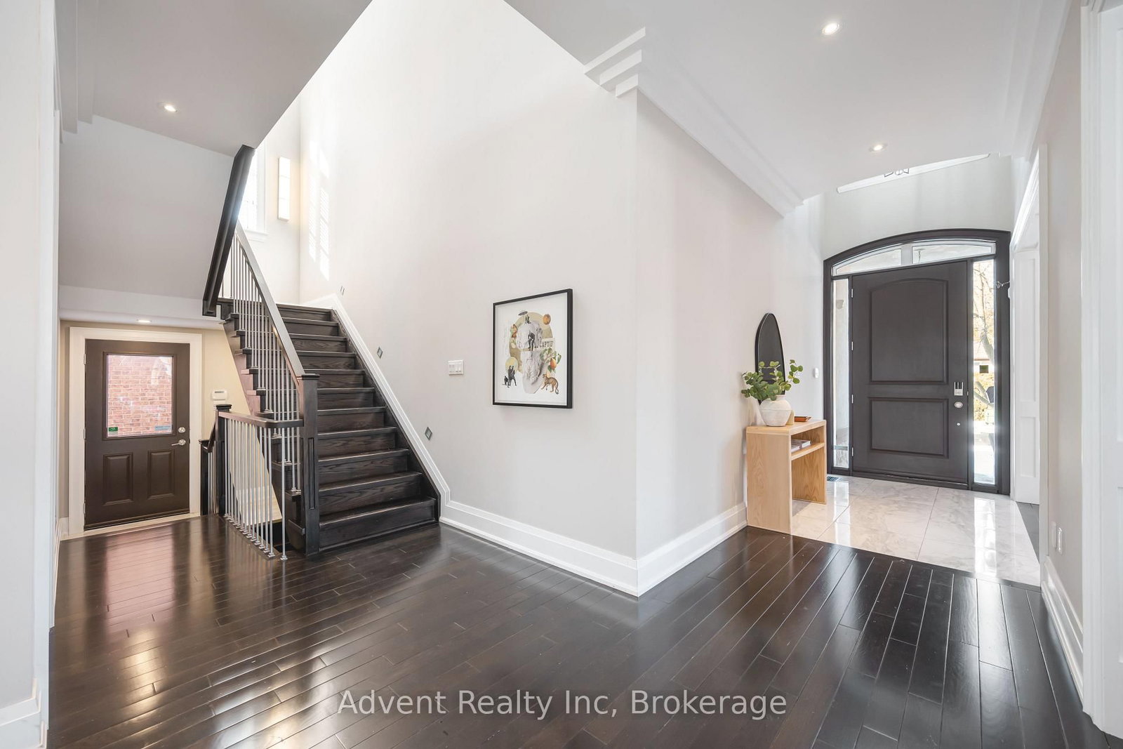 141 Connaught Avenue - Photo 6