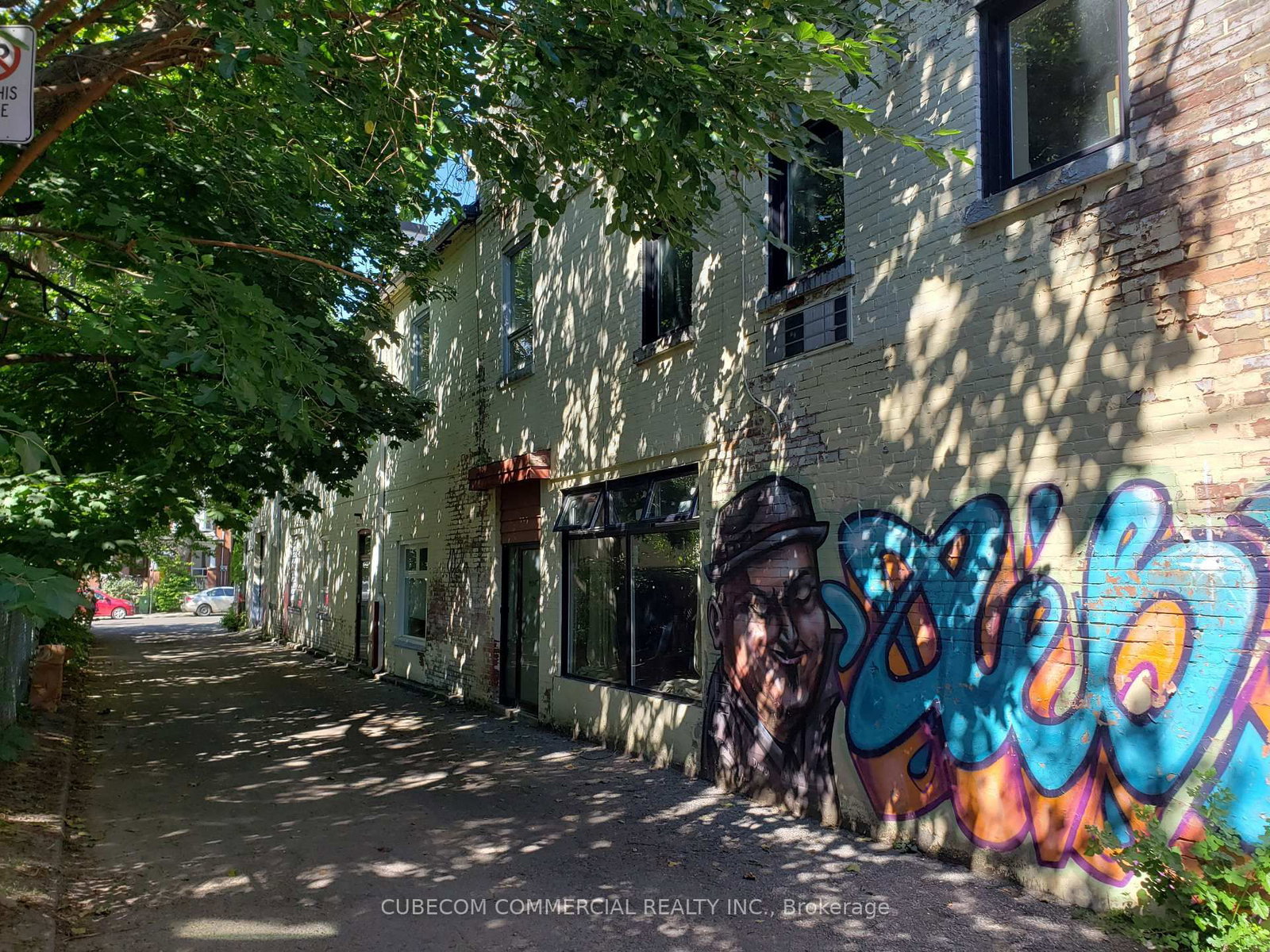 65 Bellwoods Avenue, Unit 1st Flr - Photo 12