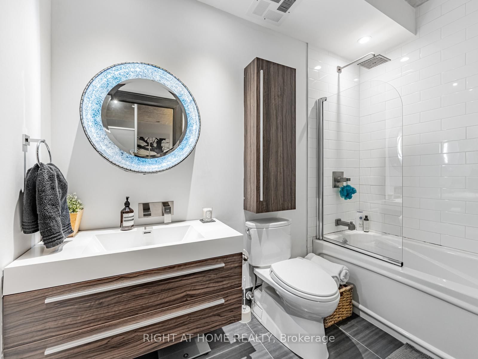 50 Camden Street, Unit 405 - Photo 15