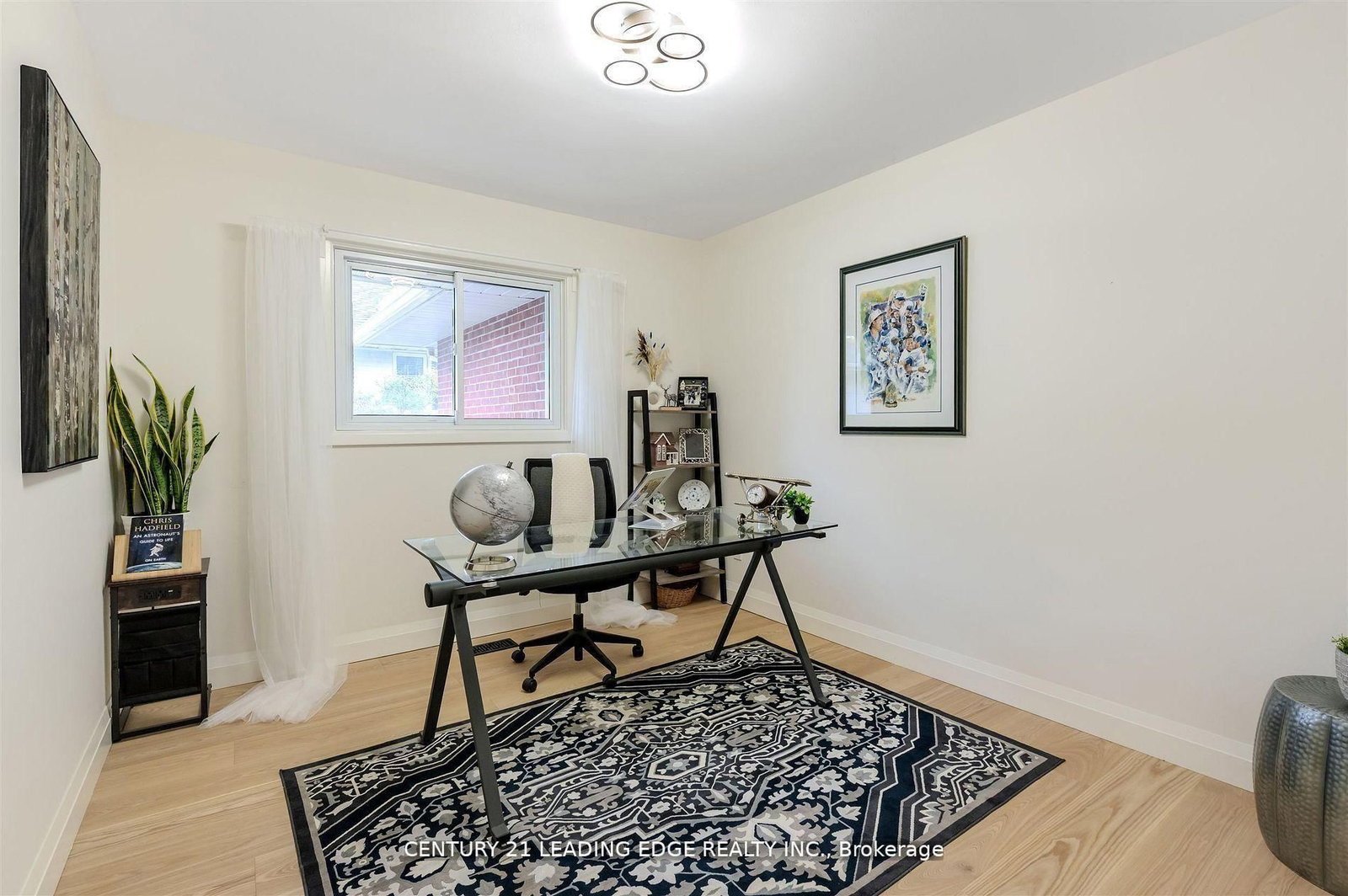 Detached House for sale at 112 Wyndcliff Crescent, Toronto, Ontario, M4A 2K3 - Victoria Village - MLS: C12982906