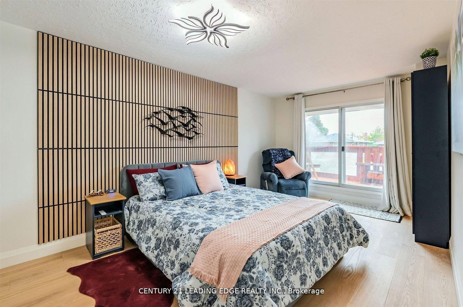 Detached House for sale at 112 Wyndcliff Crescent, Toronto, Ontario, M4A 2K3 - Victoria Village - MLS: C12982906