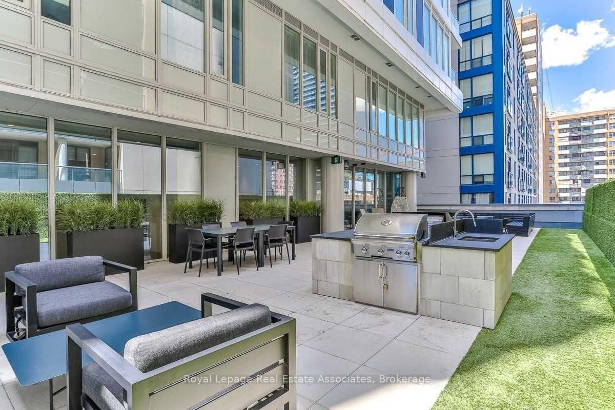 68 Shuter Street, Unit 2206 - Photo 11