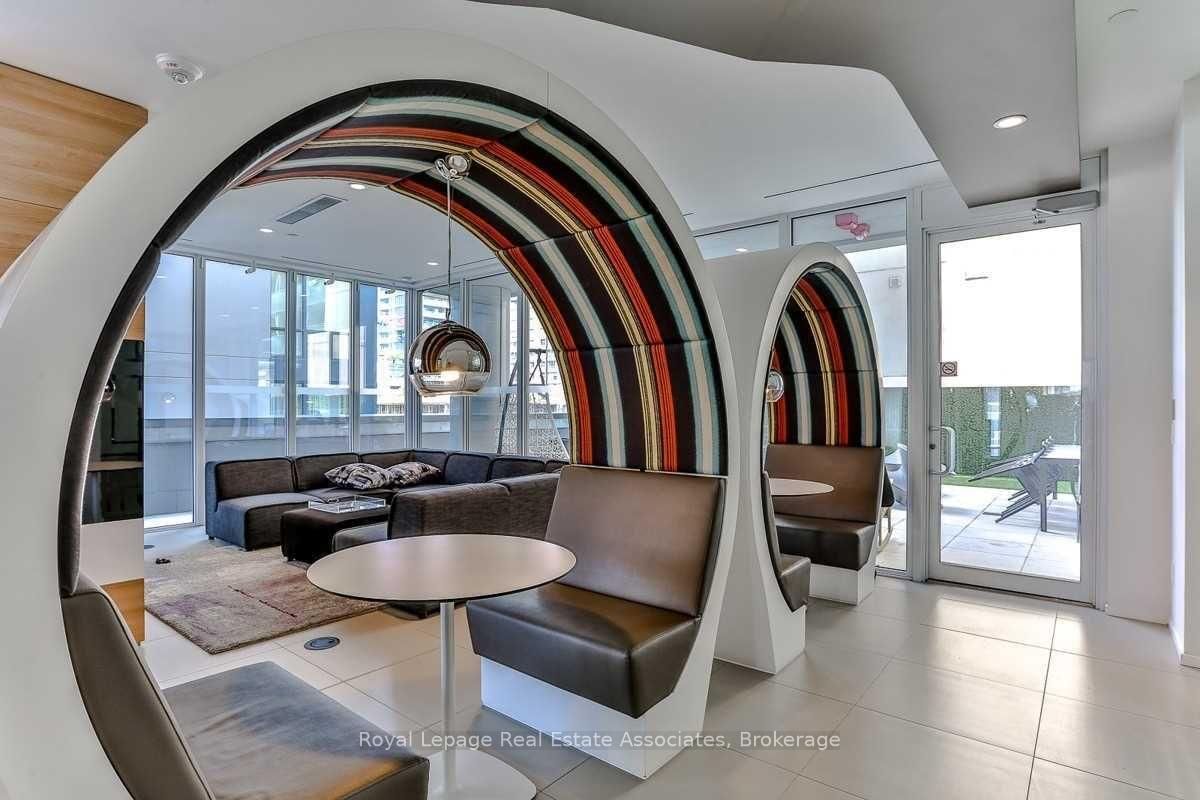 68 Shuter Street, Unit 2206 - Photo 12