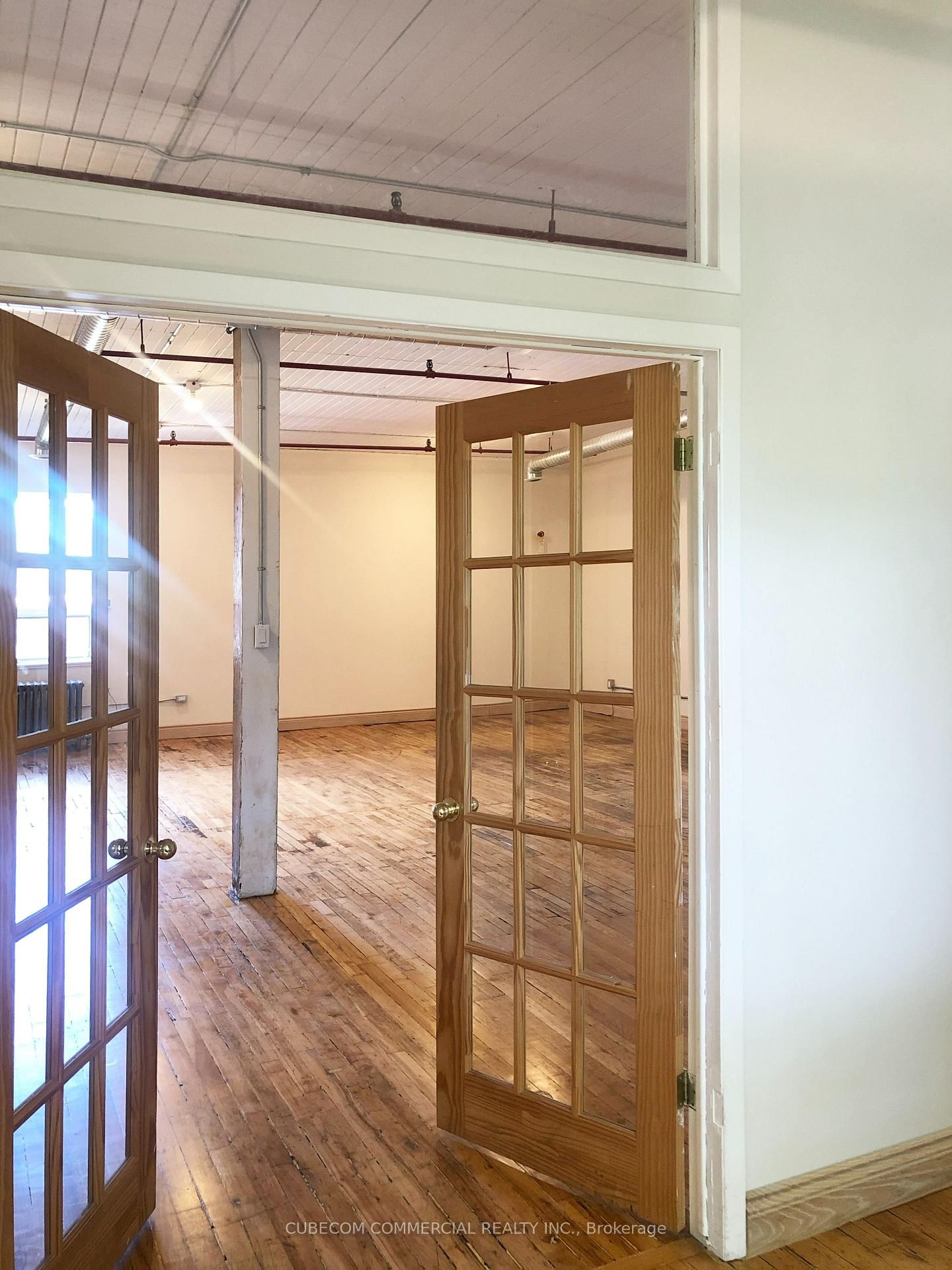 65 Bellwoods Avenue, Unit 1st and 2nd Floors - Photo 12