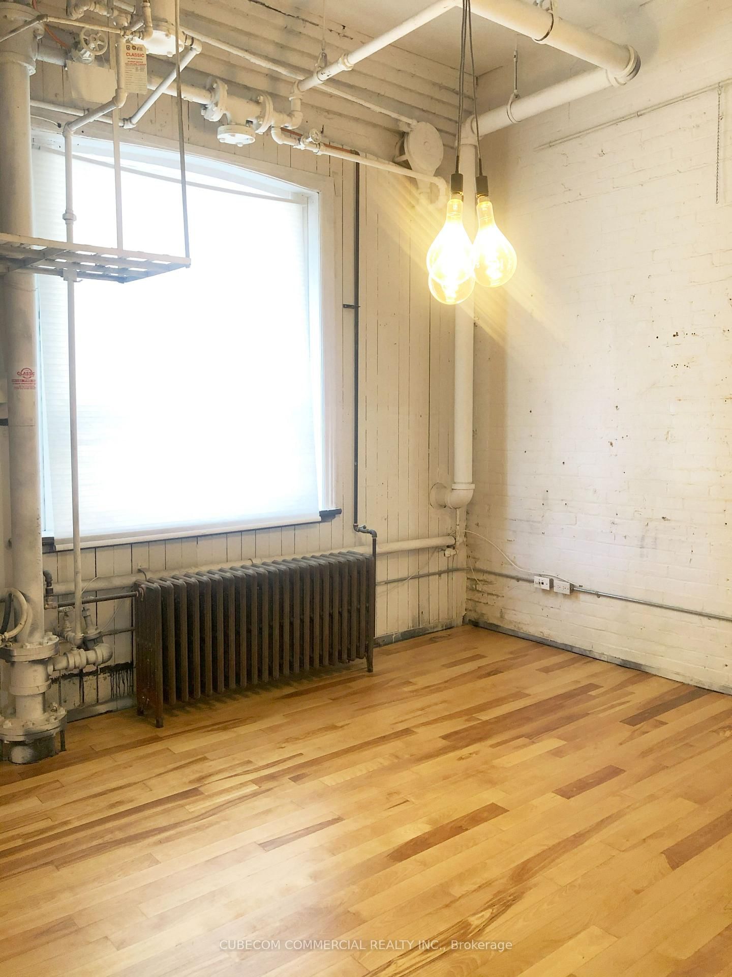 65 Bellwoods Avenue, Unit 1st and 2nd Floors - Photo 8