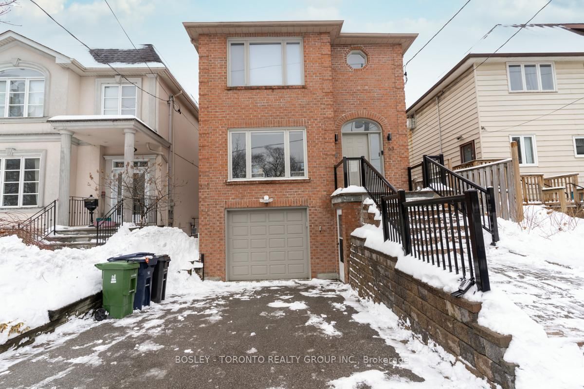 63 Burndale Avenue, Unit Lower