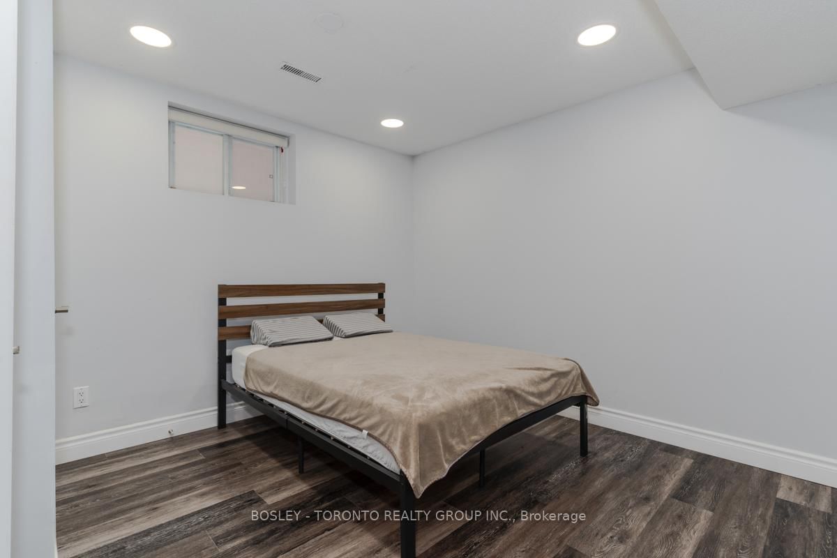 63 Burndale Avenue, Unit Lower - Photo 13