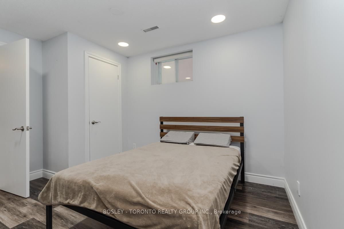 63 Burndale Avenue, Unit Lower - Photo 15