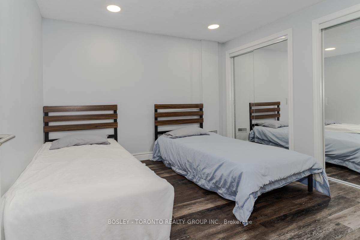 63 Burndale Avenue, Unit Lower - Photo 16