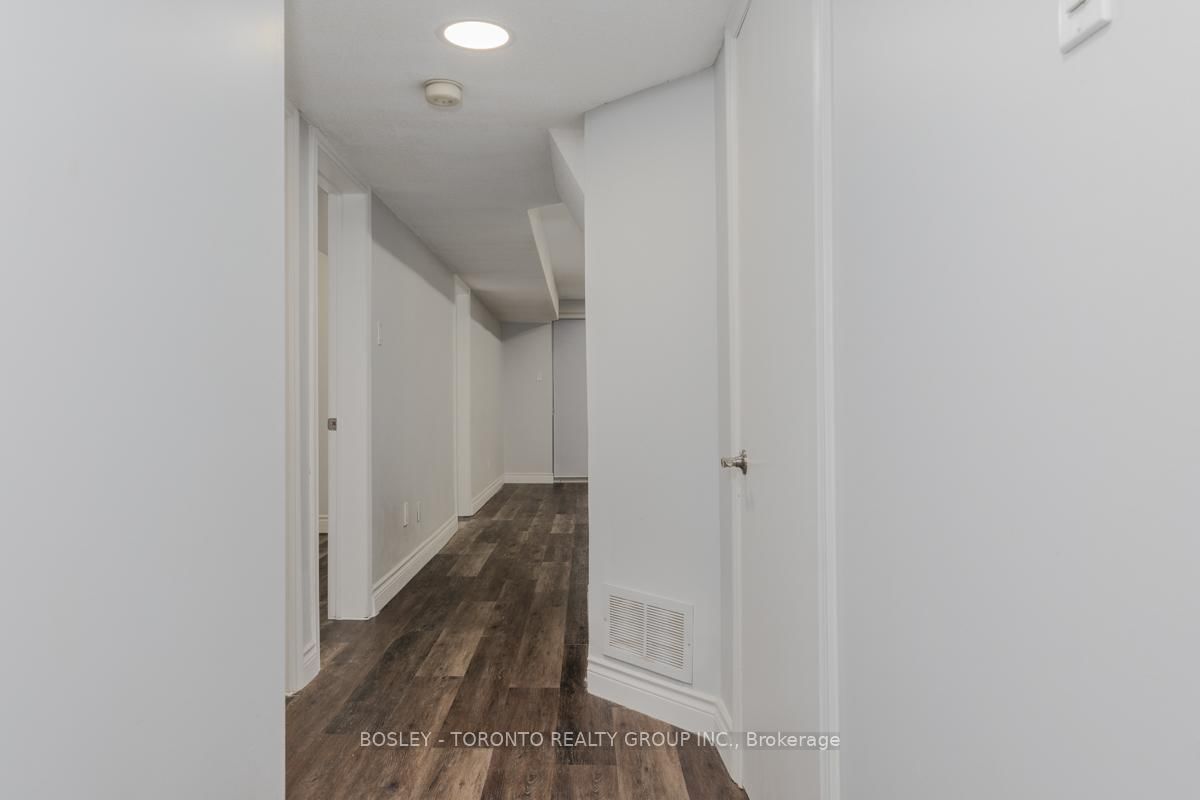 63 Burndale Avenue, Unit Lower - Photo 20