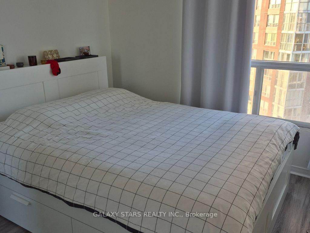 5 Concorde Place, Unit 1509 - Photo 5