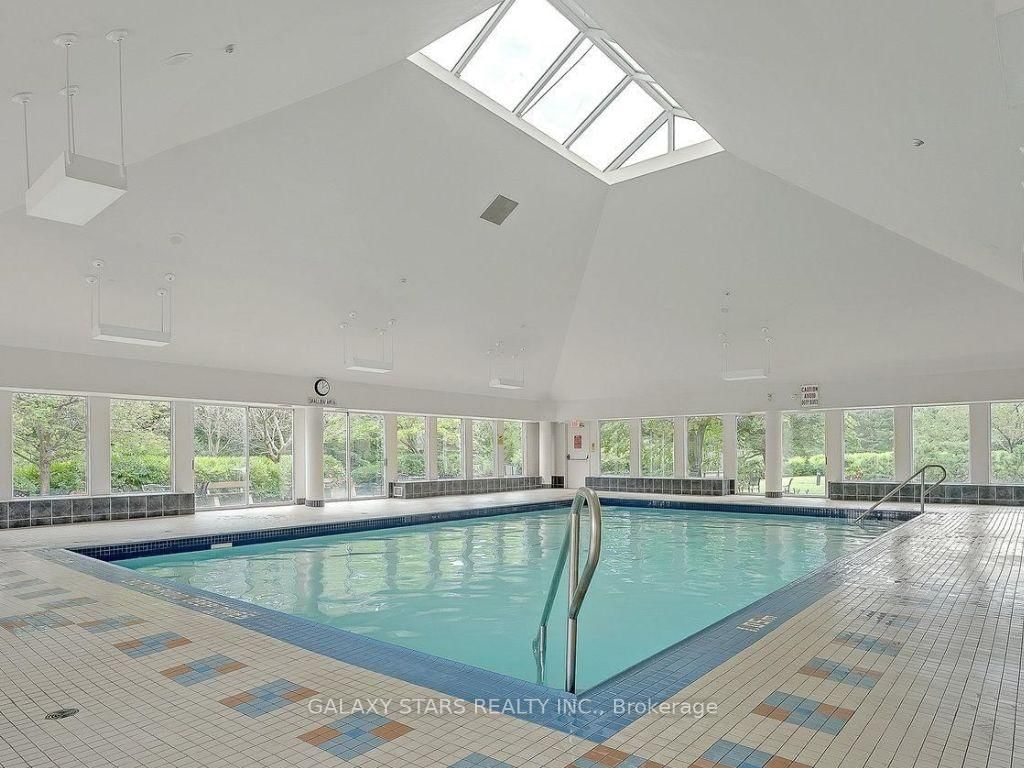 5 Concorde Place, Unit 1509 - Photo 9