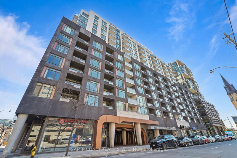 home for lease on 313-525 Adelaide Street W