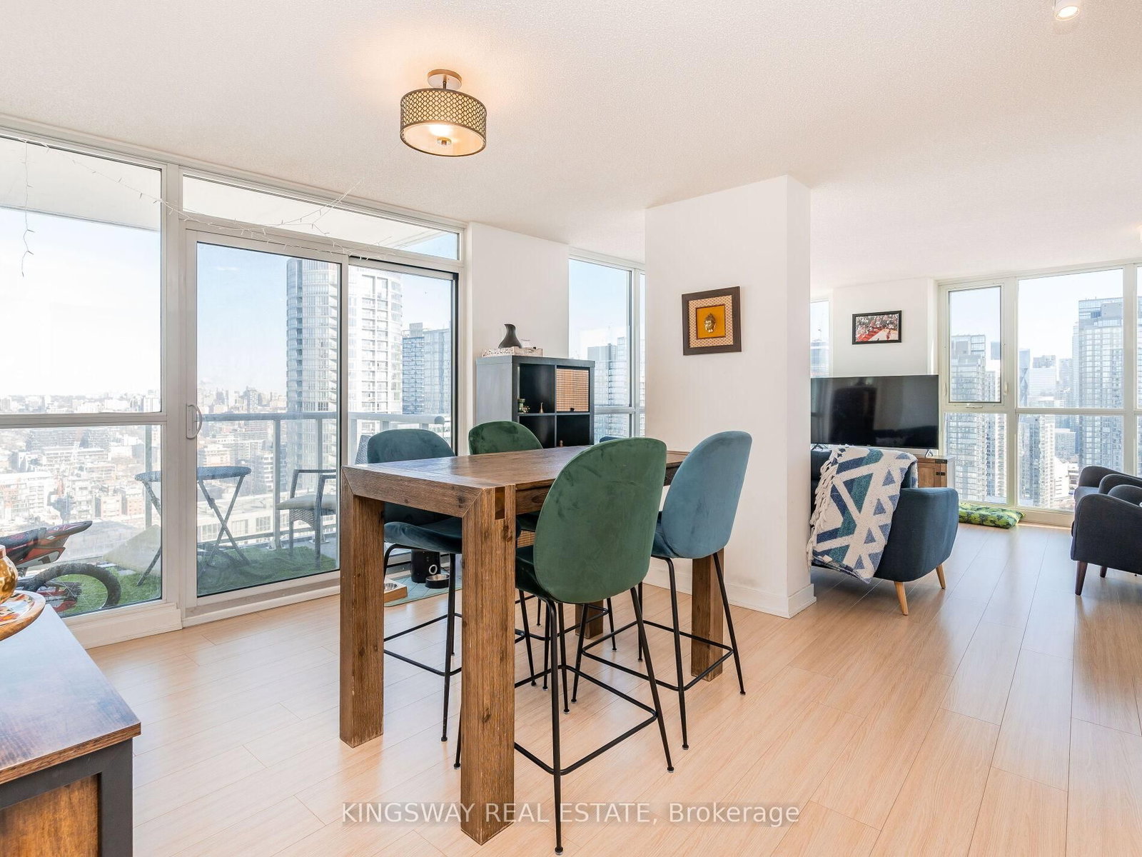 Condo for sale at 4001-75 Queens Wharf Road, Toronto, Ontario, M5V 0J8 - Waterfront Communities C1 - MLS: C12983734