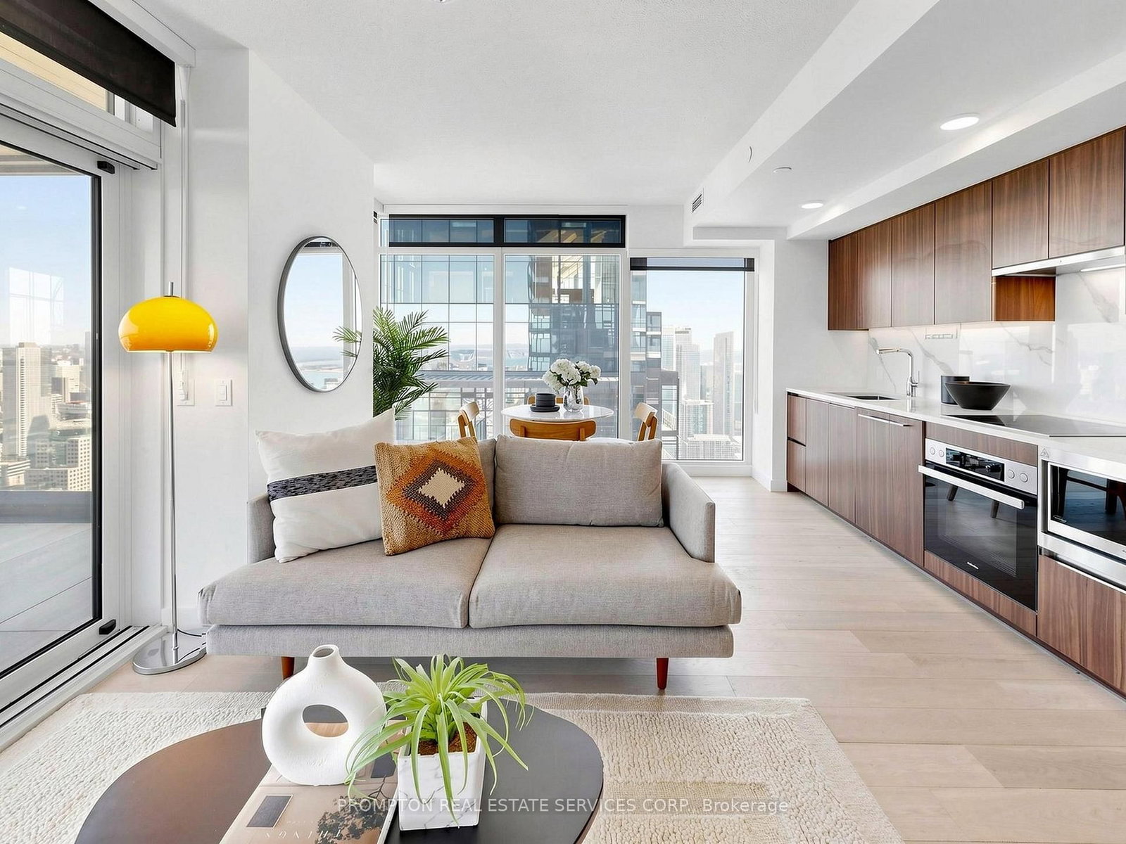 Condo for sale at 7203-3 CONCORD CITYPLACE Way, Toronto, Ontario, M5V 0X4 - Waterfront Communities C1 - MLS: C12983766