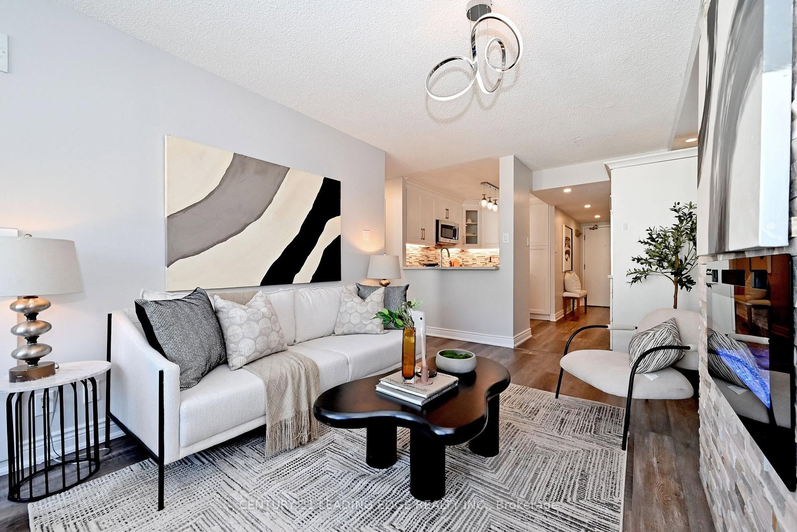 92 King Street E, Unit 1106 - Photo 9