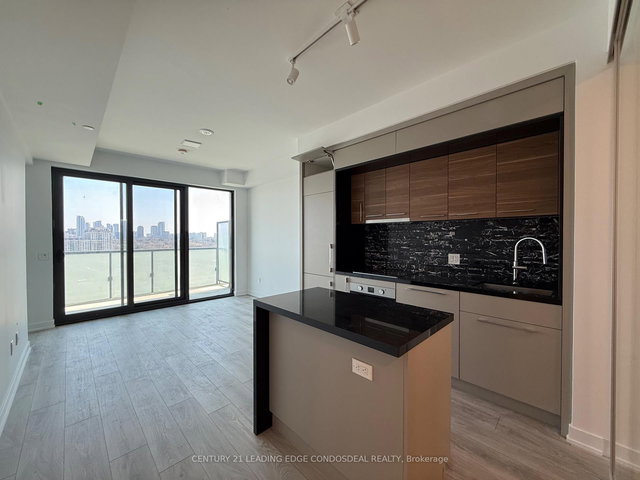 1802 - 29 Green Trail Court