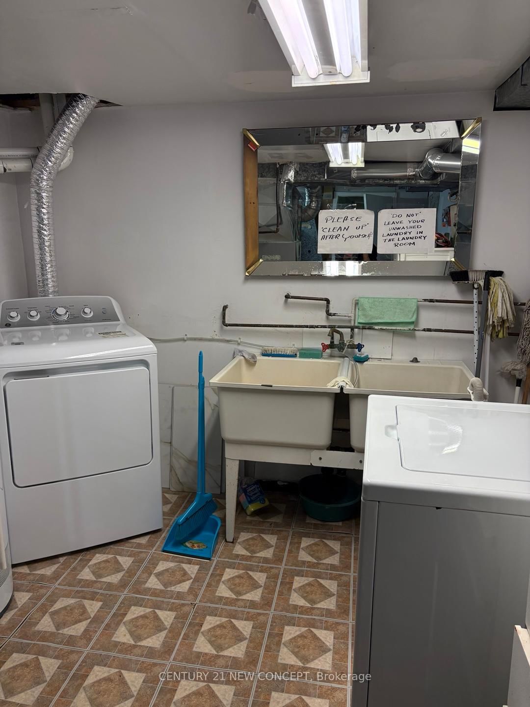 4 Ailsa Craig Court, Unit Basement - Photo 13