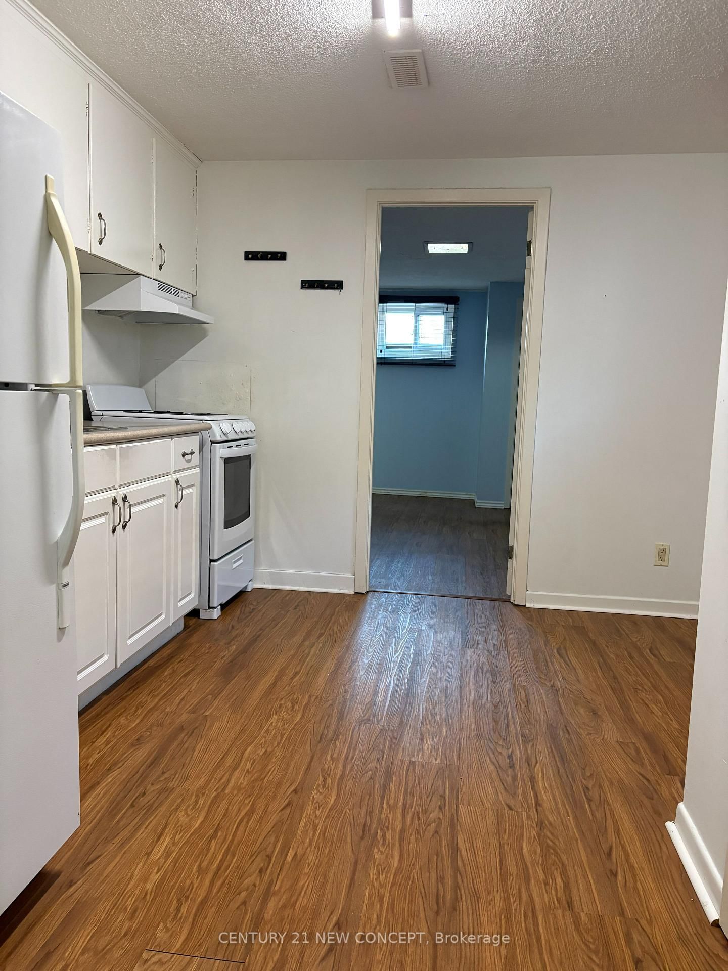 4 Ailsa Craig Court, Unit Basement - Photo 9